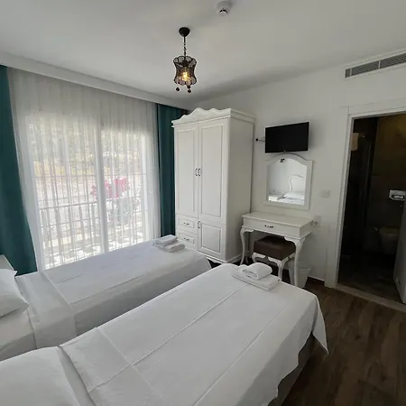 Hotel Alesya 3*